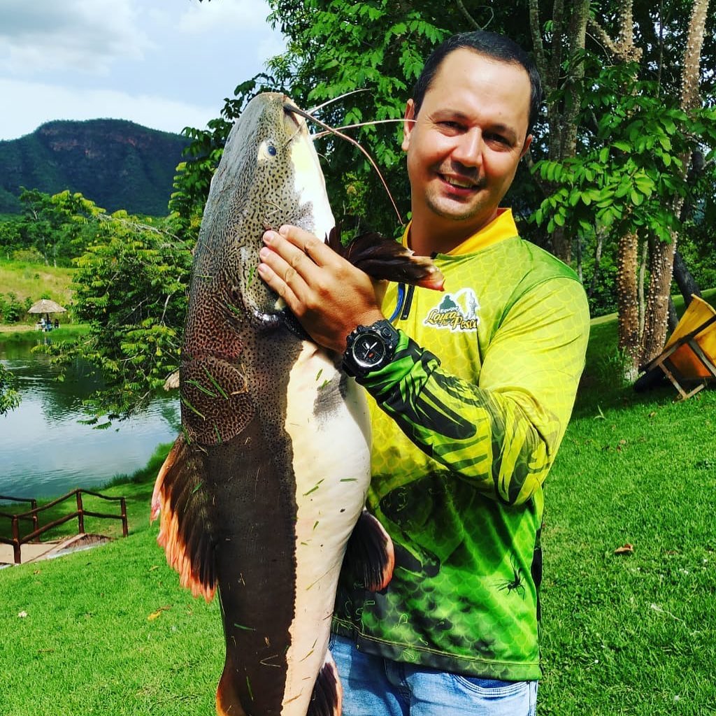 camisa de pesca camuflada
